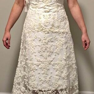 Alfred sung high low ivory size 10 wedding dress